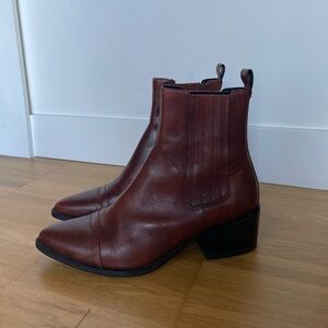 Vagabond boots